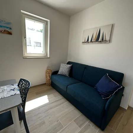 Bluenote Apartment *